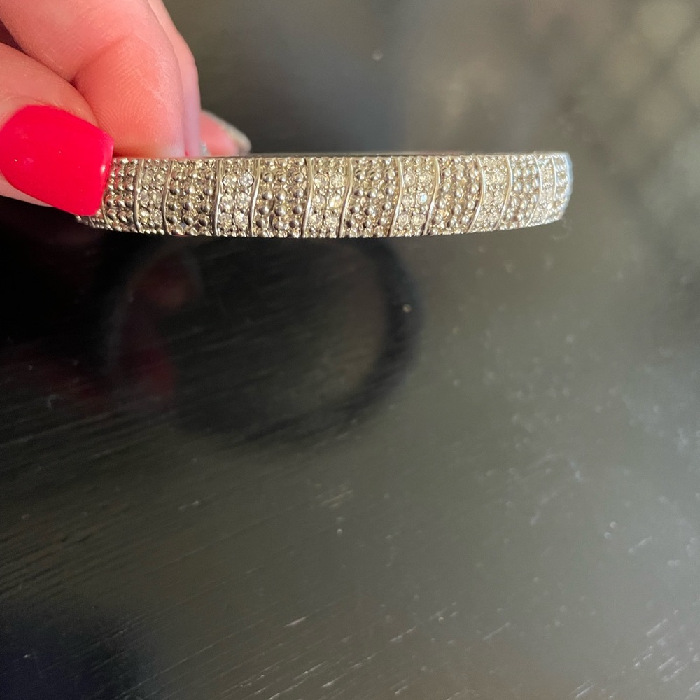 Bracelet with magnetic closure